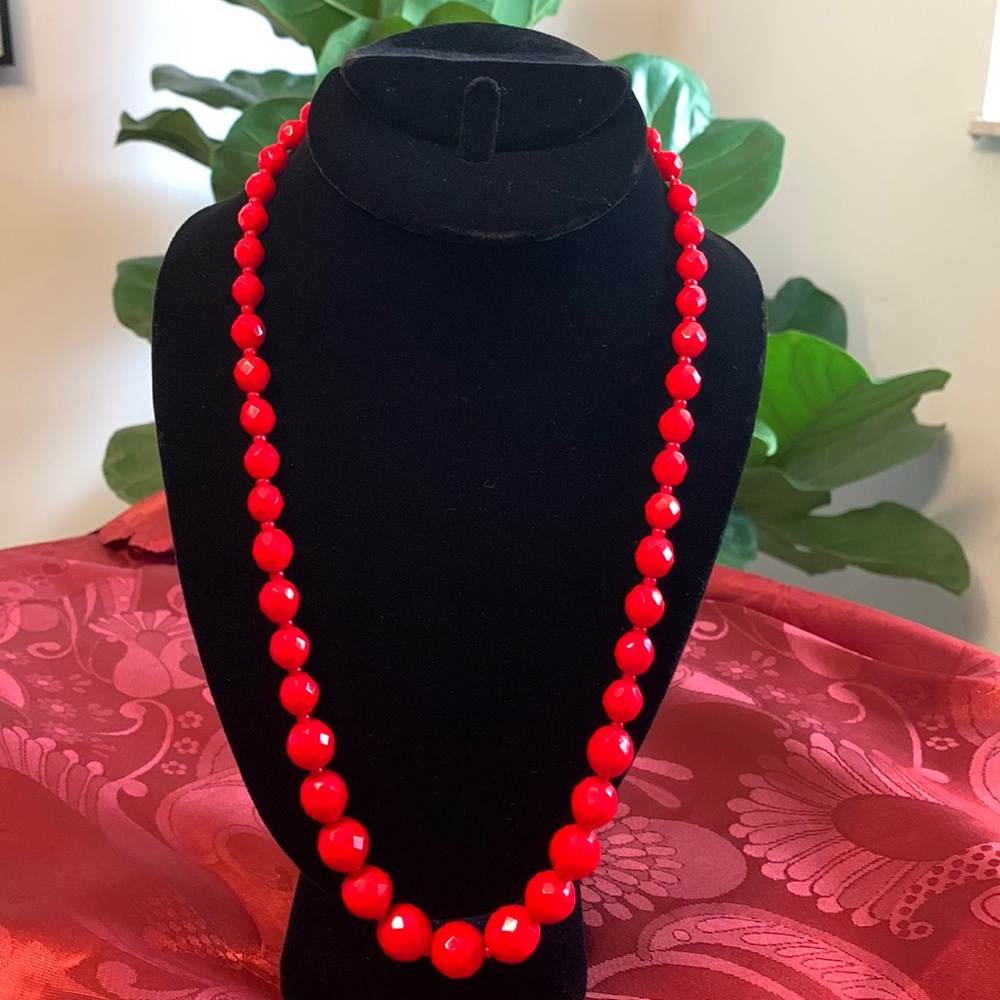 Vintage, hand cut, faceted Bohemian glass beads necklace. High shine. New!